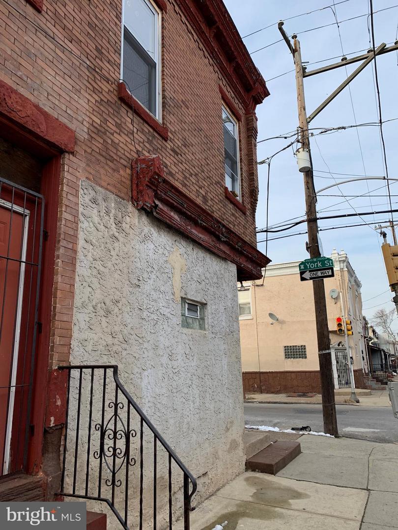 2348 25TH Street - Photo 1