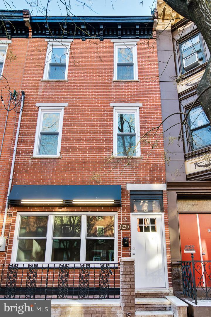 1220 Christian Street - Photo 1