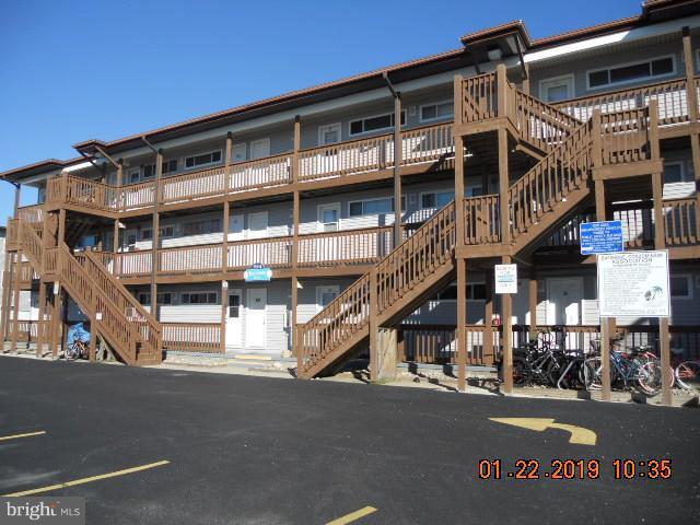 504 Robin Drive - Photo 1