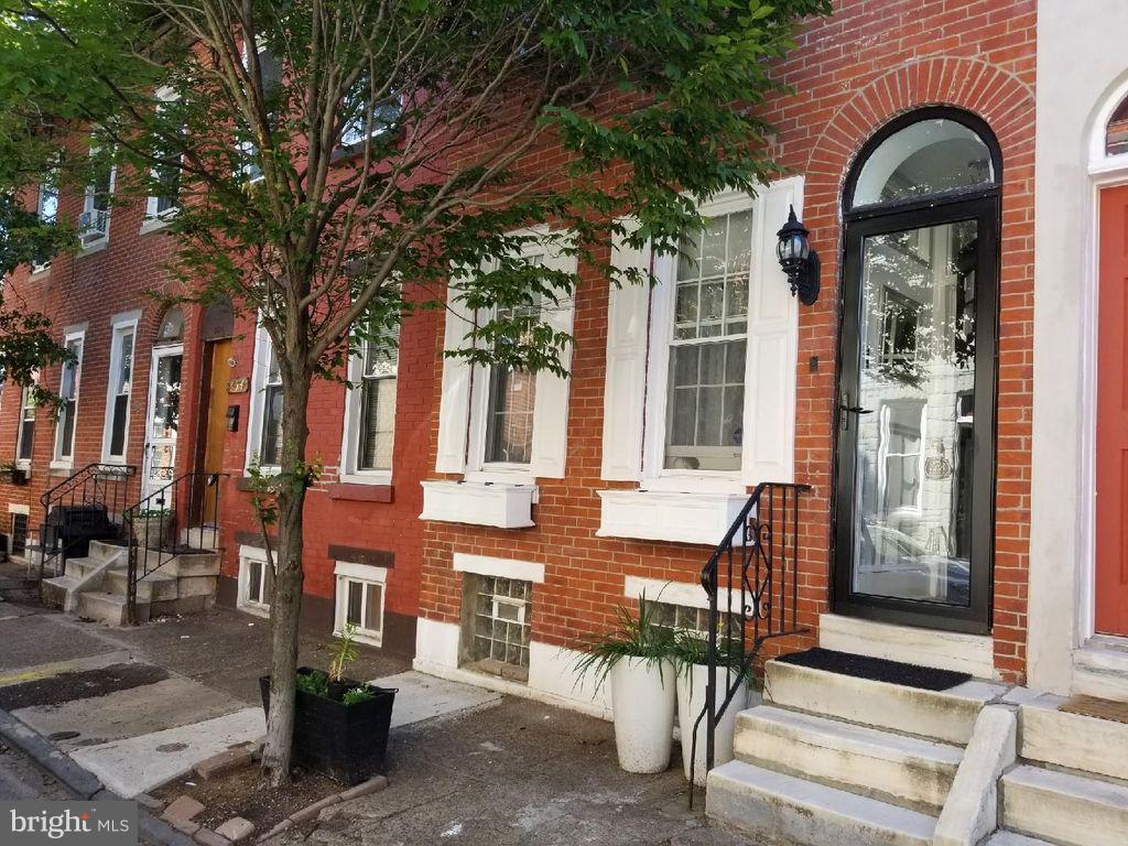 856 Bambrey Street - Photo 1