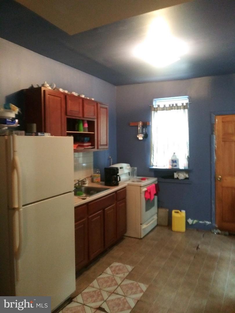 232 Stella Street - Photo 1