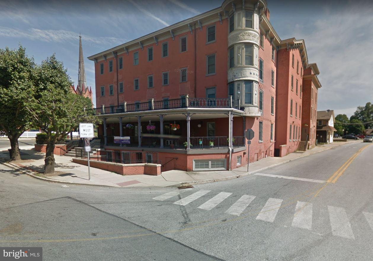 305 Market Street - Photo 1
