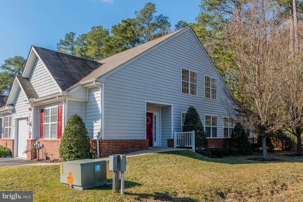 31 Hatteras Street - Photo 1