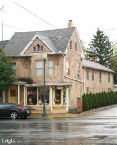 531 King Street - Photo 1