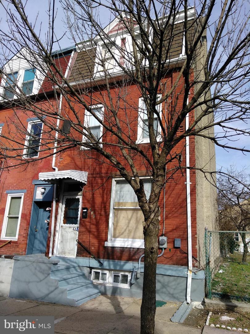 430 Monmouth - Photo 1