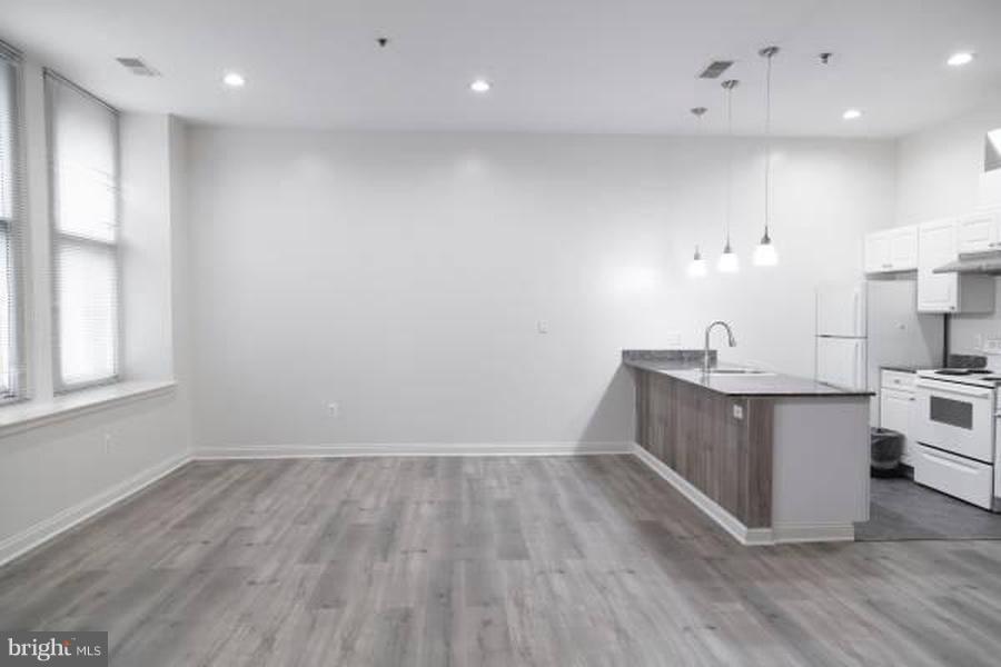 1001 Chestnut Street - Photo 1