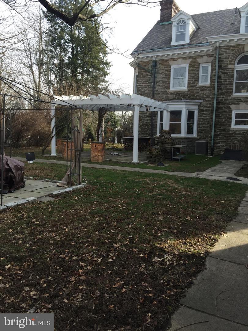 6363 Overbrook Avenue - Photo 1