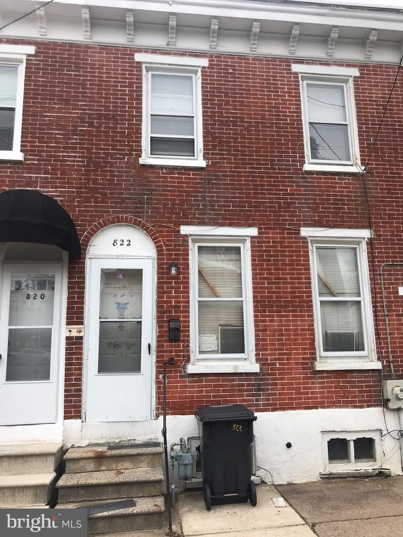 822 5TH Street - Photo 1