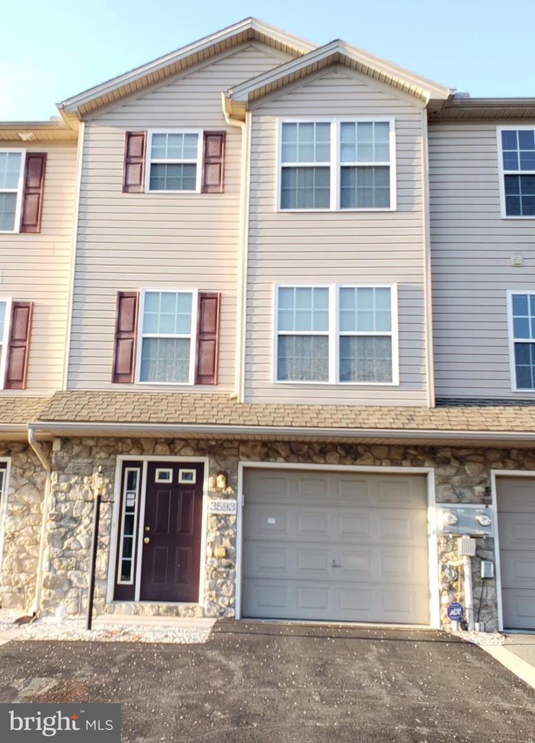 3593 Pinecrest Court - Photo 1
