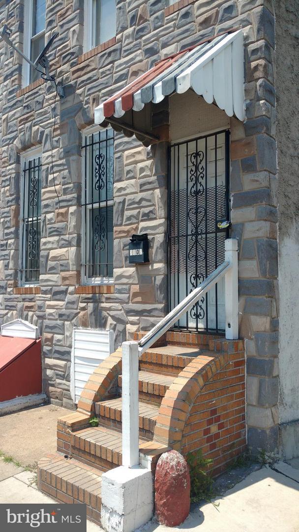 2102 Ashton Street - Photo 1