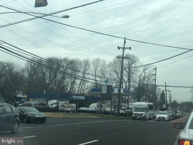 17 Street Road - Photo 1