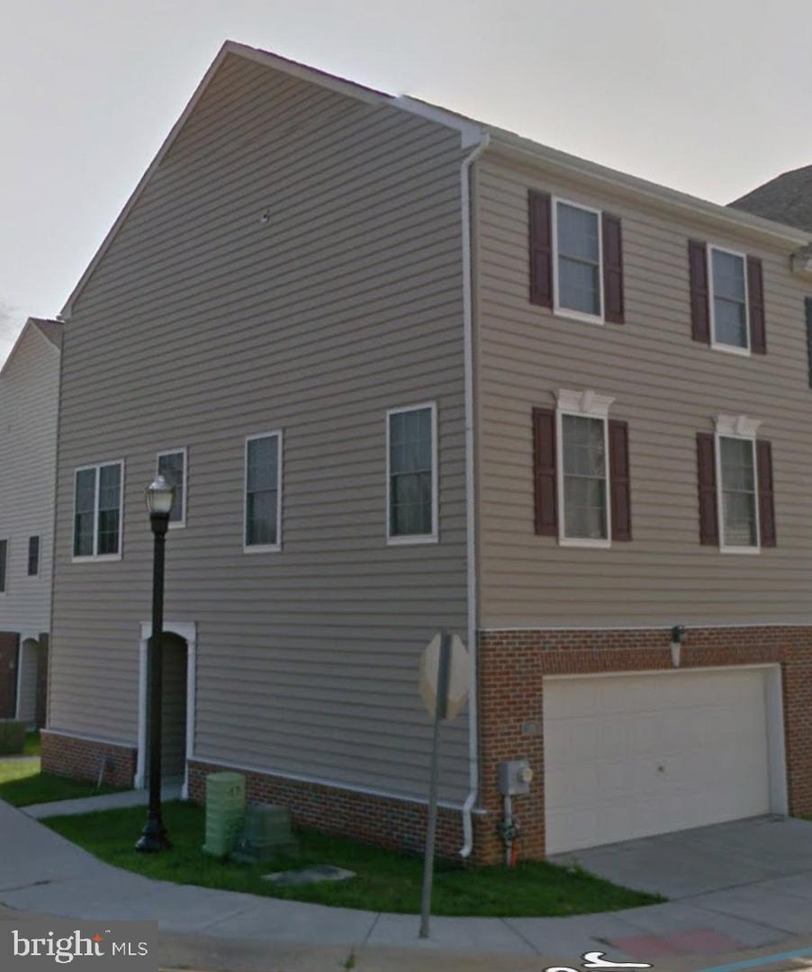 113 Mcmullen Circle - Photo 1
