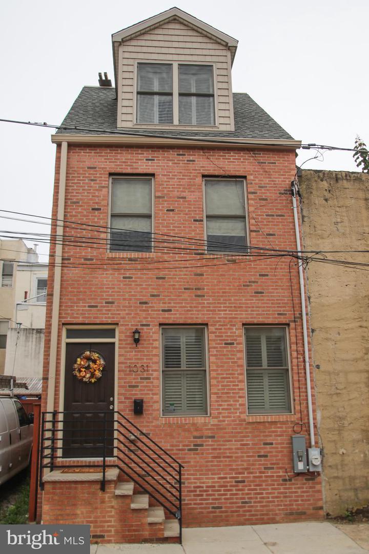 1031 Reese Street - Photo 1