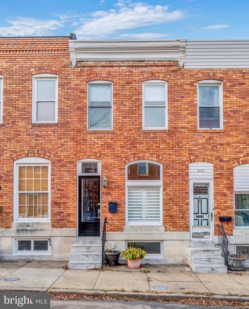 604 Decker Avenue - Photo 1