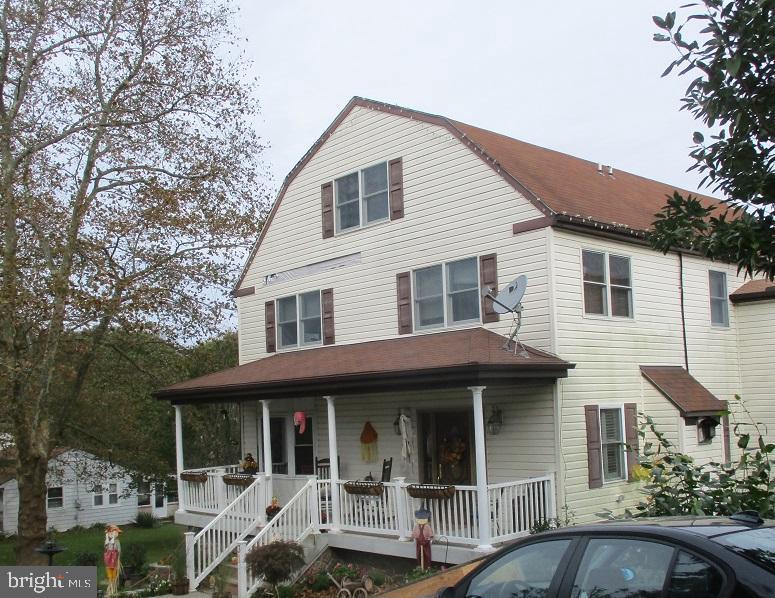 31 3RD Avenue - Photo 1