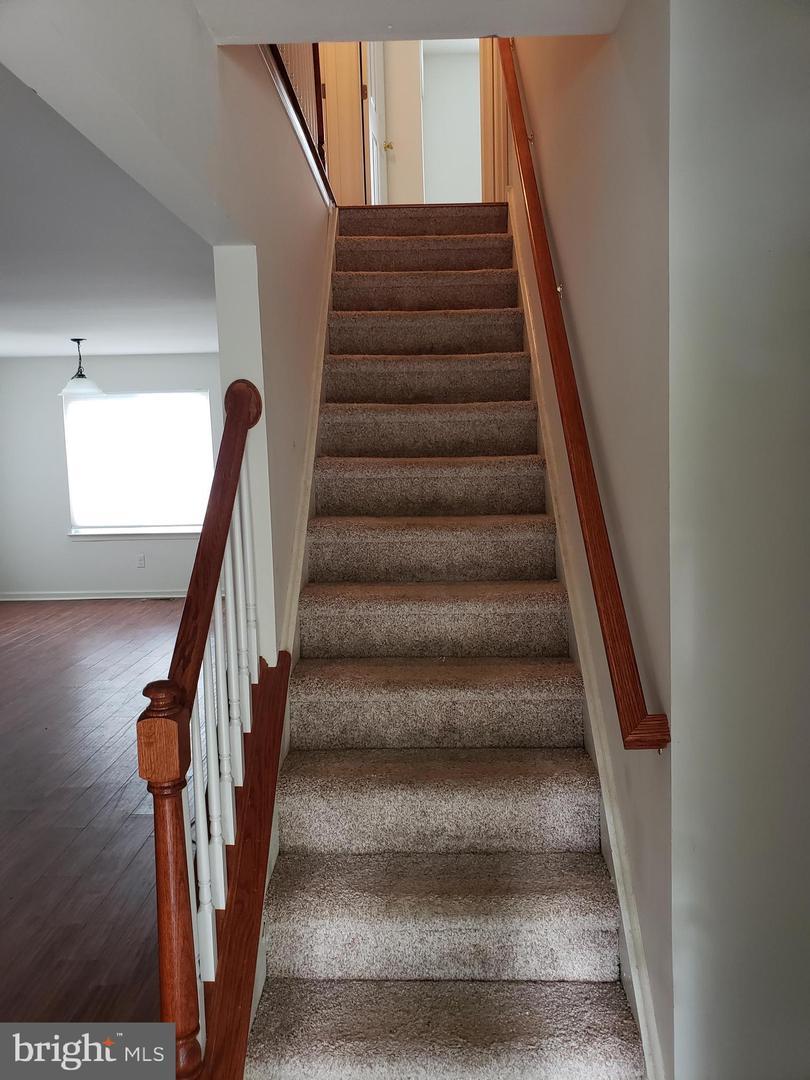 291 Ivy Court - Photo 1