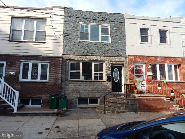 3014 15TH - Photo 1