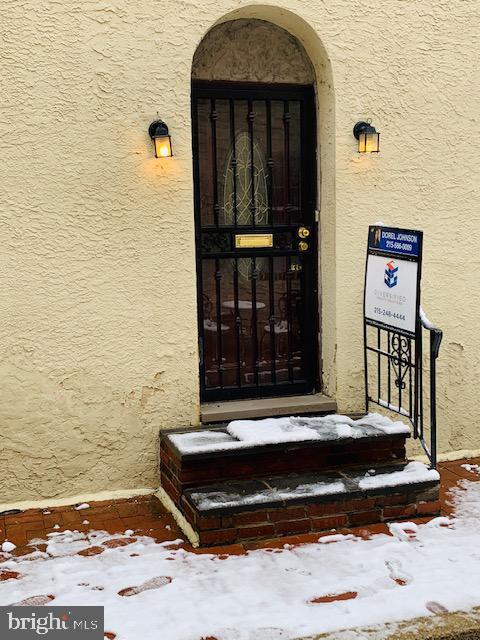 530 Montrose Street - Photo 1