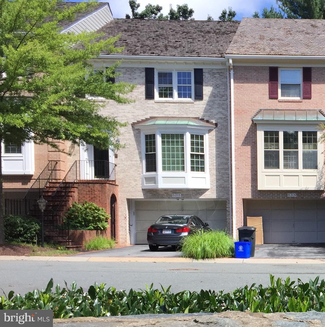 8311 Turnberry Court - Photo 1