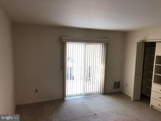 407 Park Place - Photo 1
