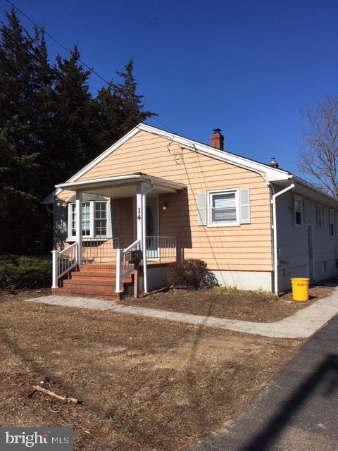 14 Lasatta Avenue - Photo 1