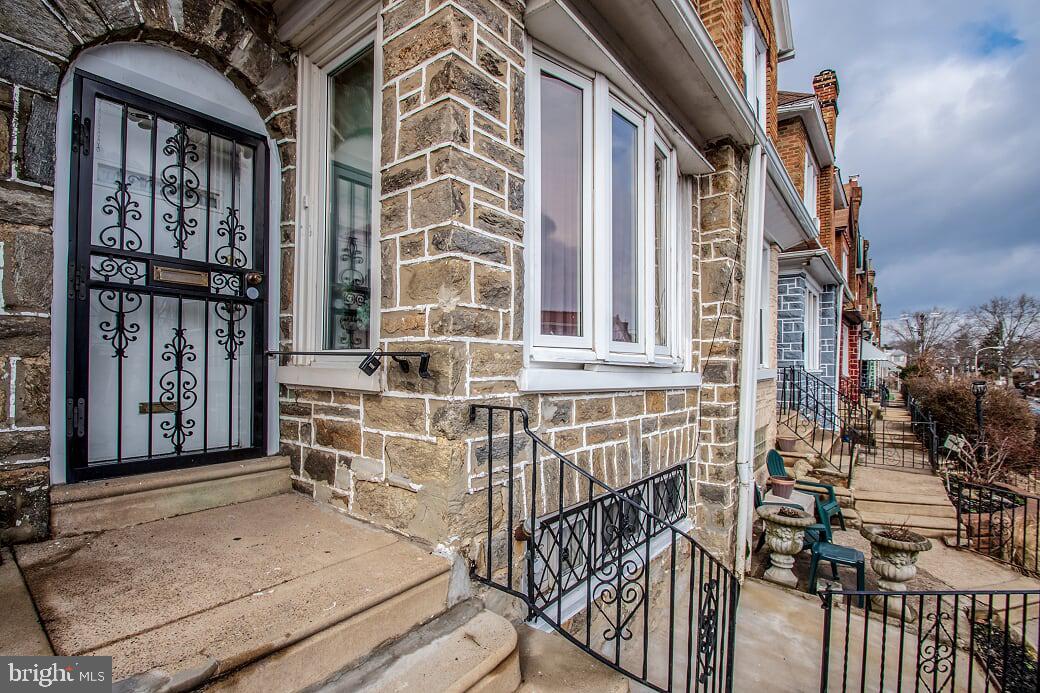 6530 18TH Street - Photo 1