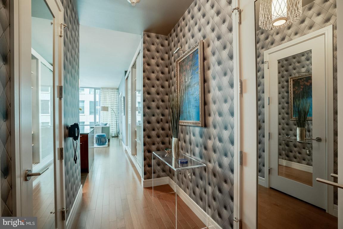 1414 Penn Square - Photo 1