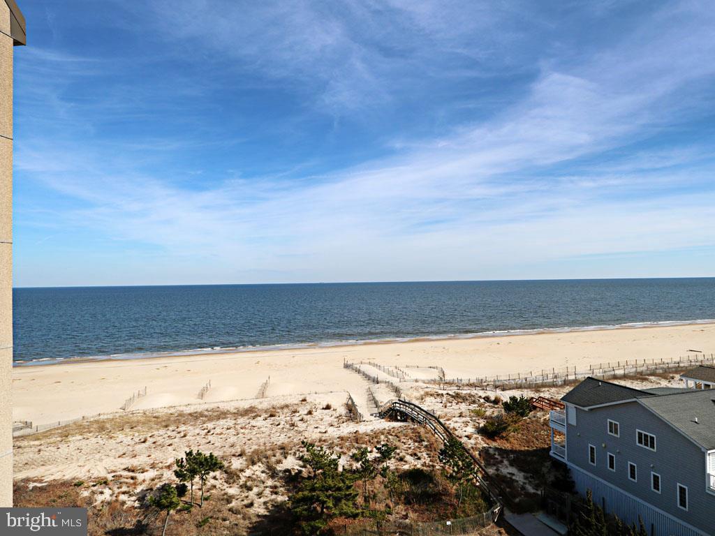 703 Island House Road - Photo 1