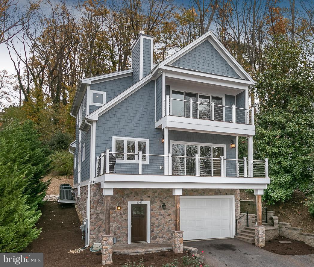 1045 Rio Lane - Photo 1
