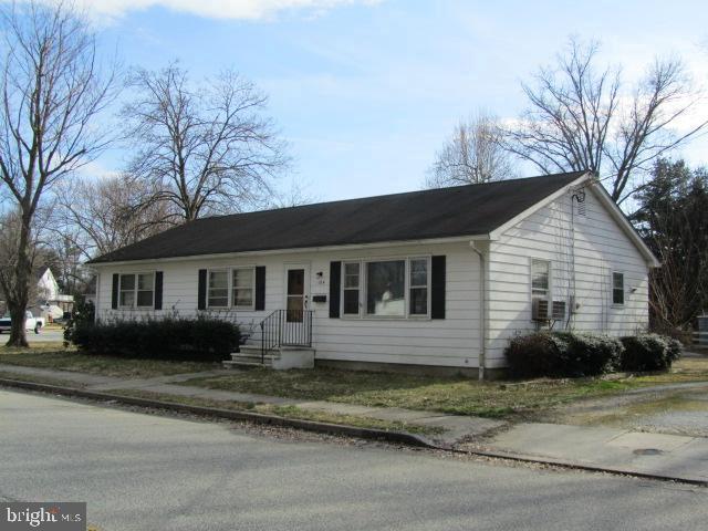 184 Elm Street - Photo 1