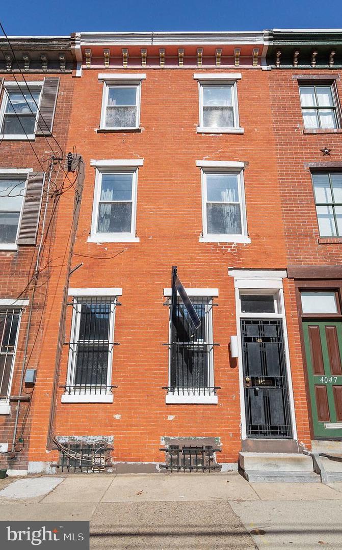 4049 Ludlow Street - Photo 1