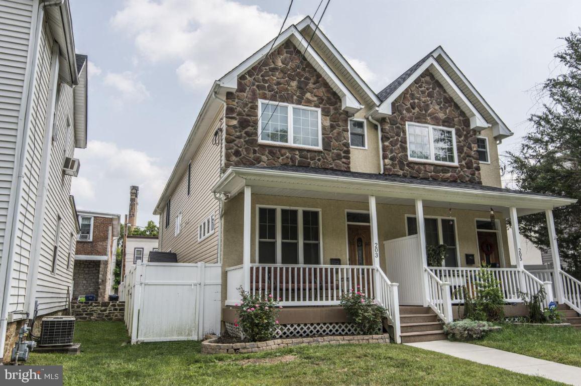 203 Locust Street - Photo 1