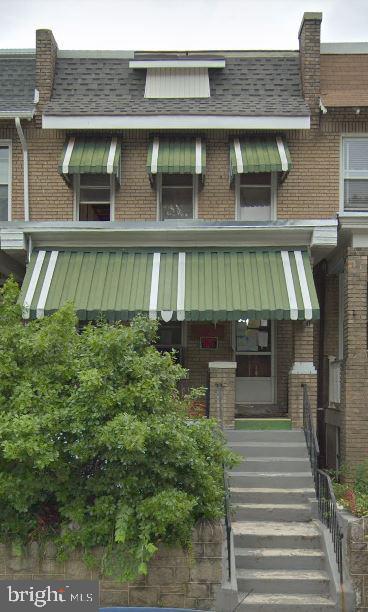 121 16TH Street - Photo 1