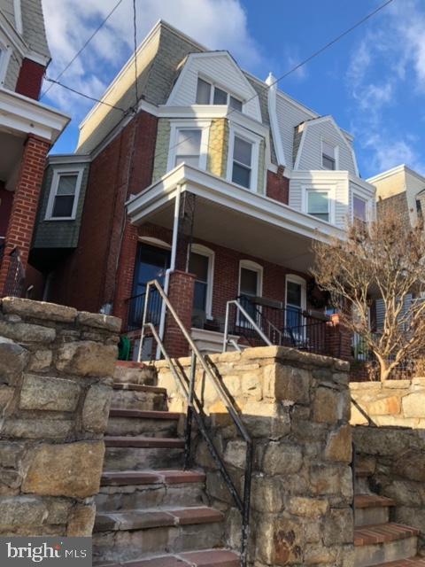 411 Broom Street - Photo 1