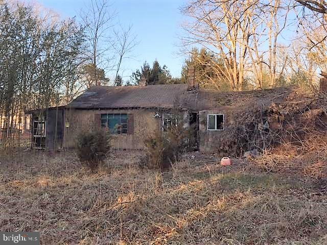 4964 Moss Mill Road - Photo 1