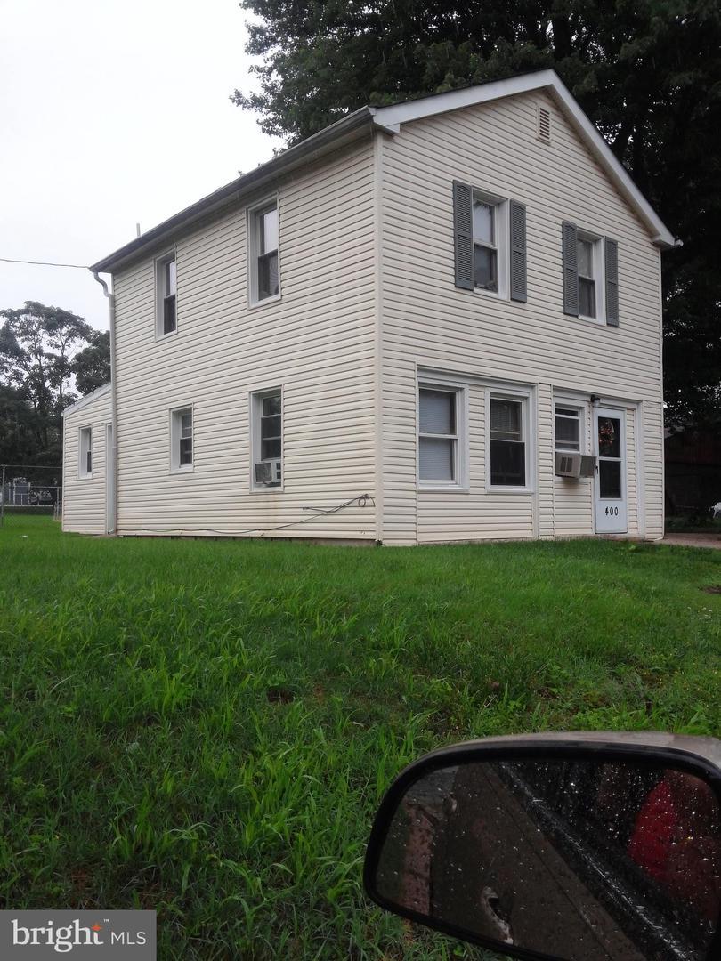 400 11TH Street - Photo 1
