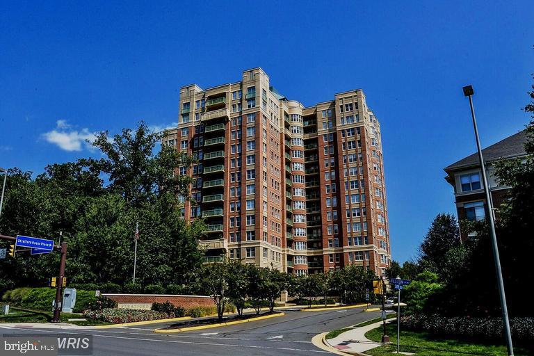 11776 Stratford House Place - Photo 1
