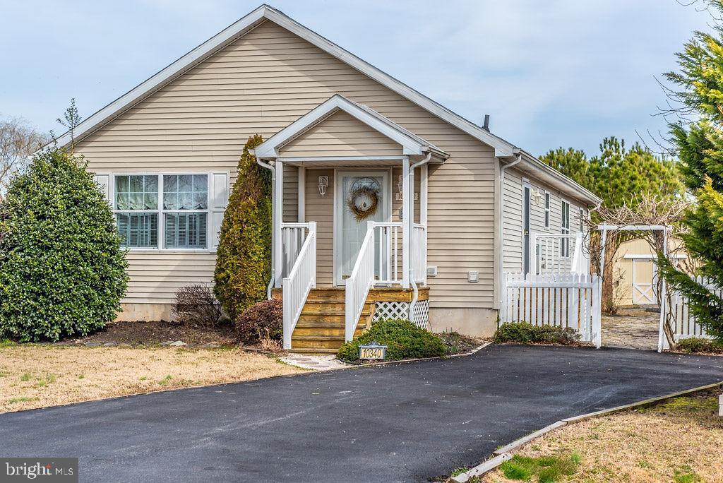 10340 Tudor Road - Photo 1