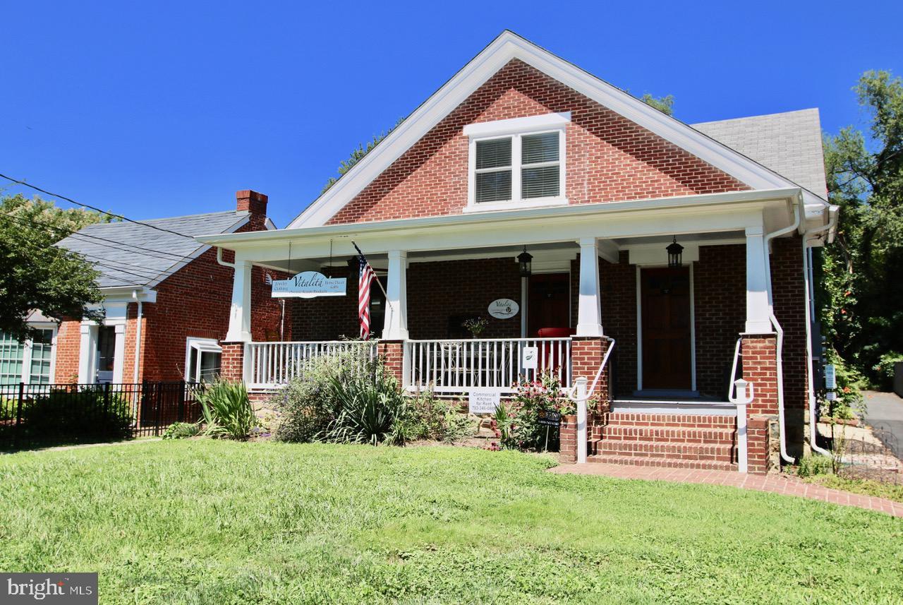 221 Main Street - Photo 1