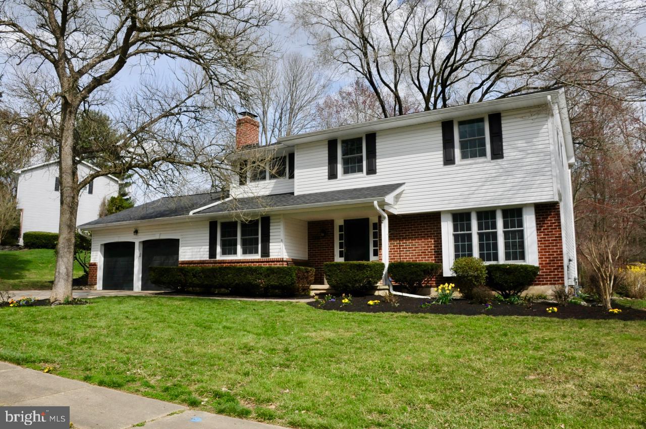 810 Country Club Drive - Photo 1