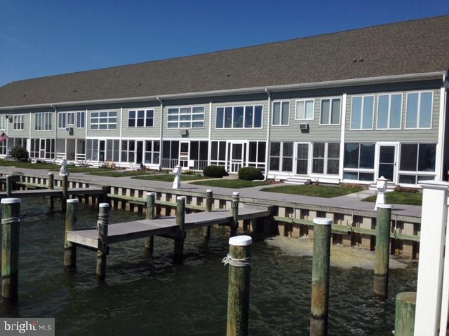 401 Bayshore Drive - Photo 1