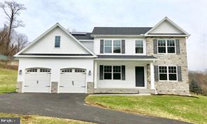 425 River Drive - Photo 1