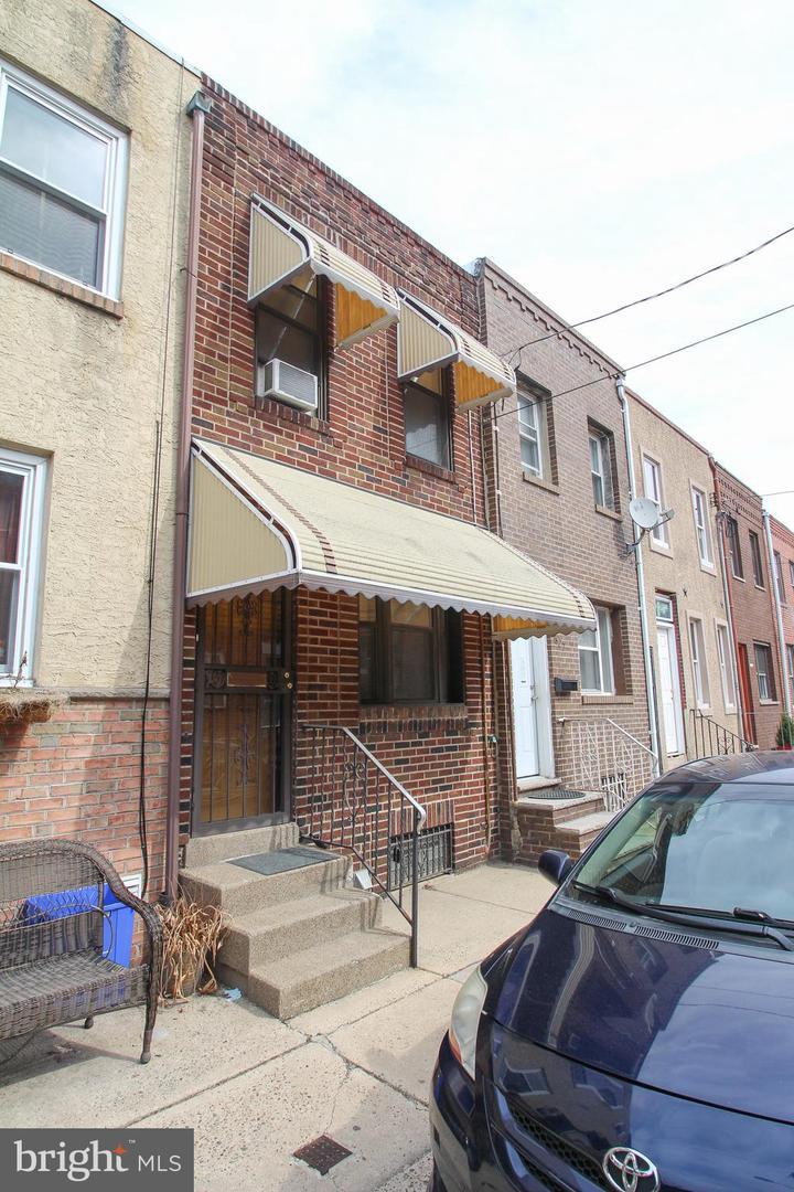 629 Sears Street - Photo 1