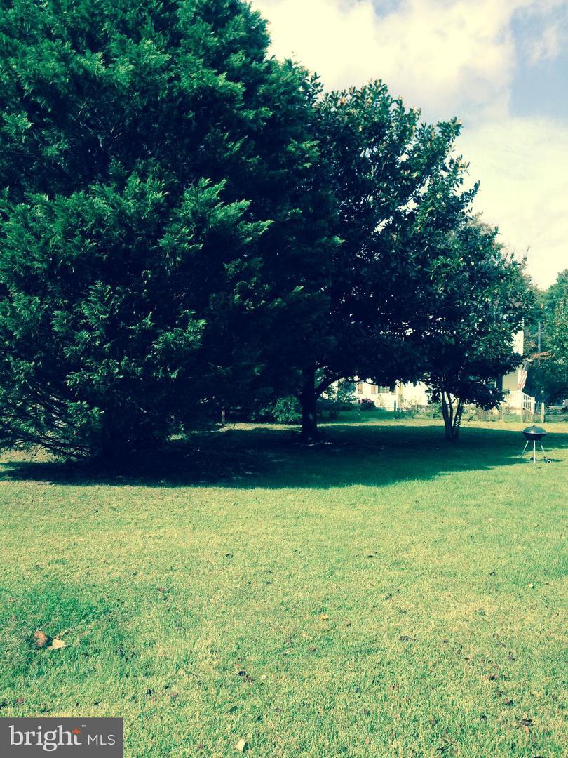 39 Kent Avenue - Photo 1