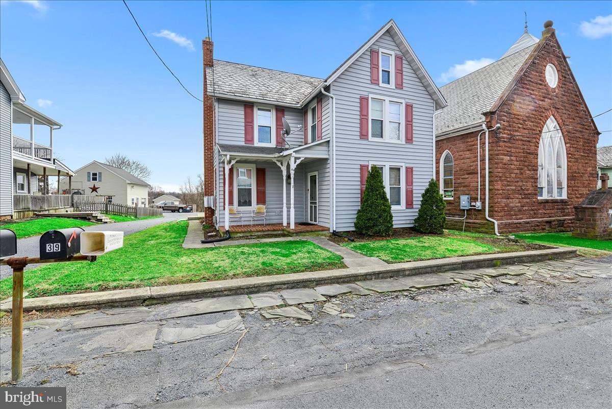44 King Street - Photo 1
