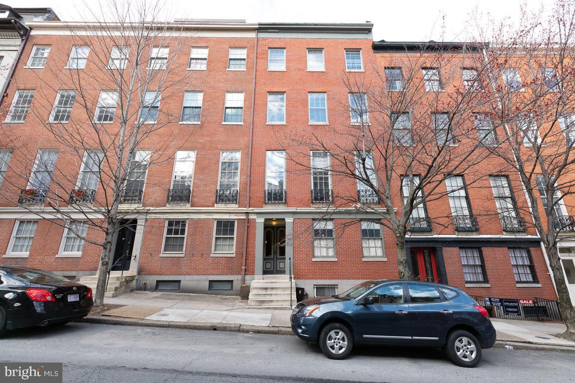 512 Cathedral Street - Photo 1