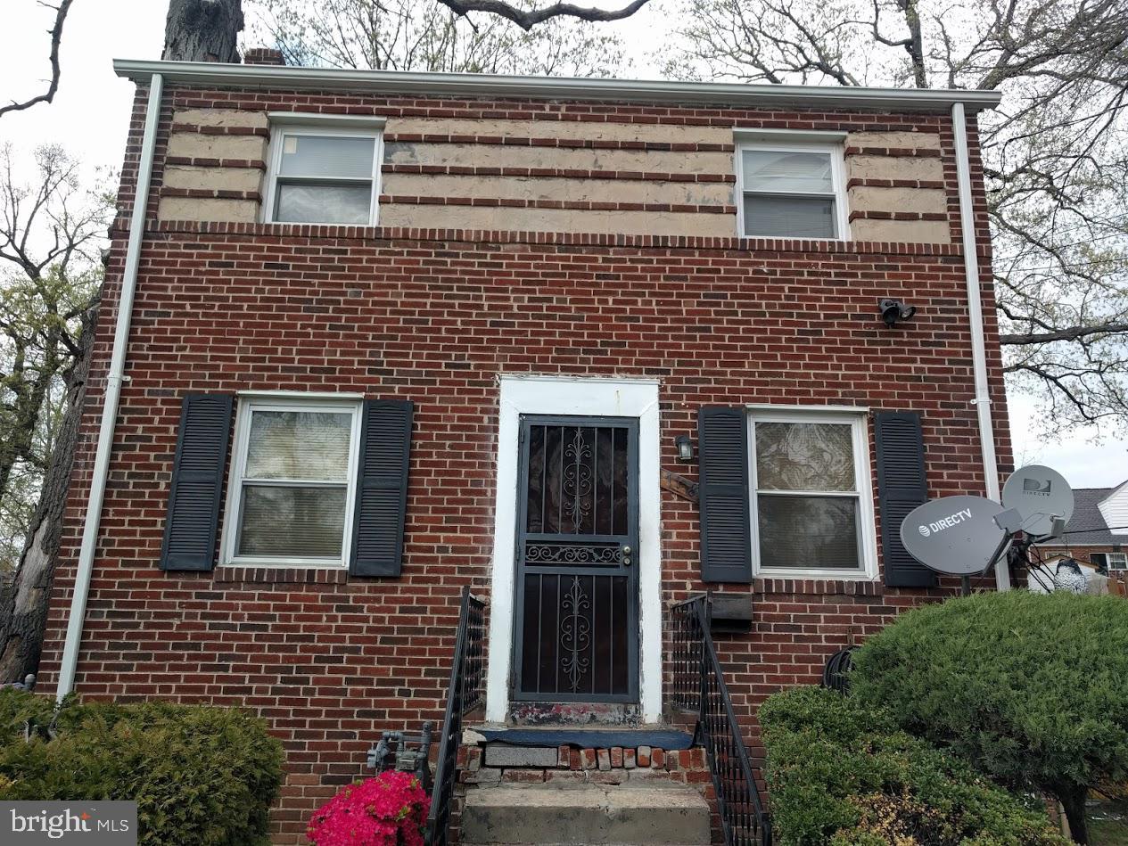 718 Chillum Road - Photo 1