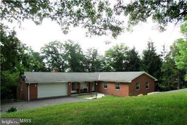 916 Eastgate Court - Photo 1
