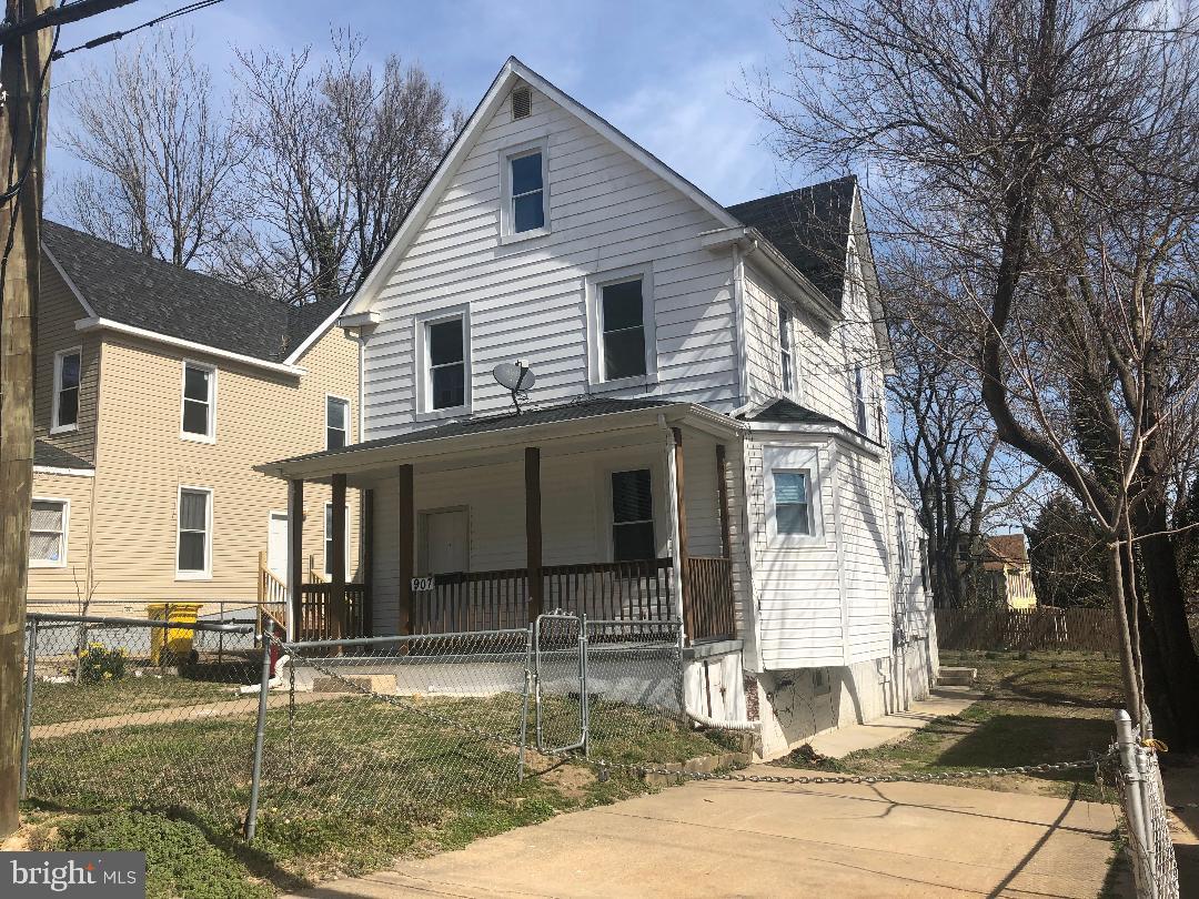907 Desoto Road - Photo 1