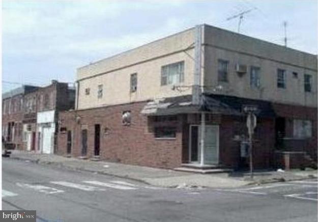 1940 19TH Street - Photo 1